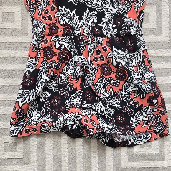 H&M Black and White Wrap Jumpsuit Fitted Size 2 - Picture 3 of 4